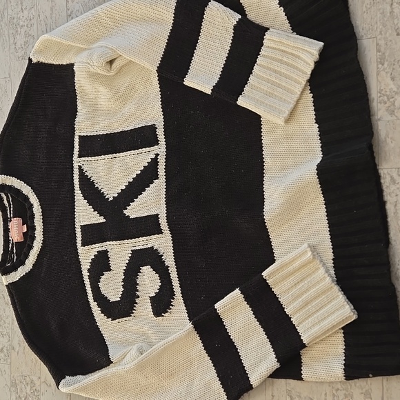 Show Me Your MuMu SKI Sweater Size Medium Oversized - Picture 3 of 8
